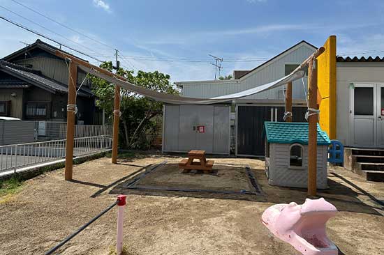 幼稚園砂場及び日除け設置工事完成
